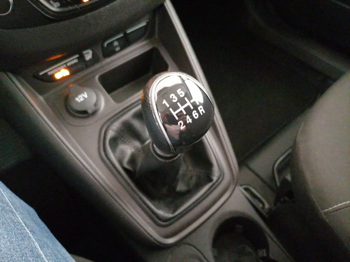 Ford Transit Courier usata a Roma (12)