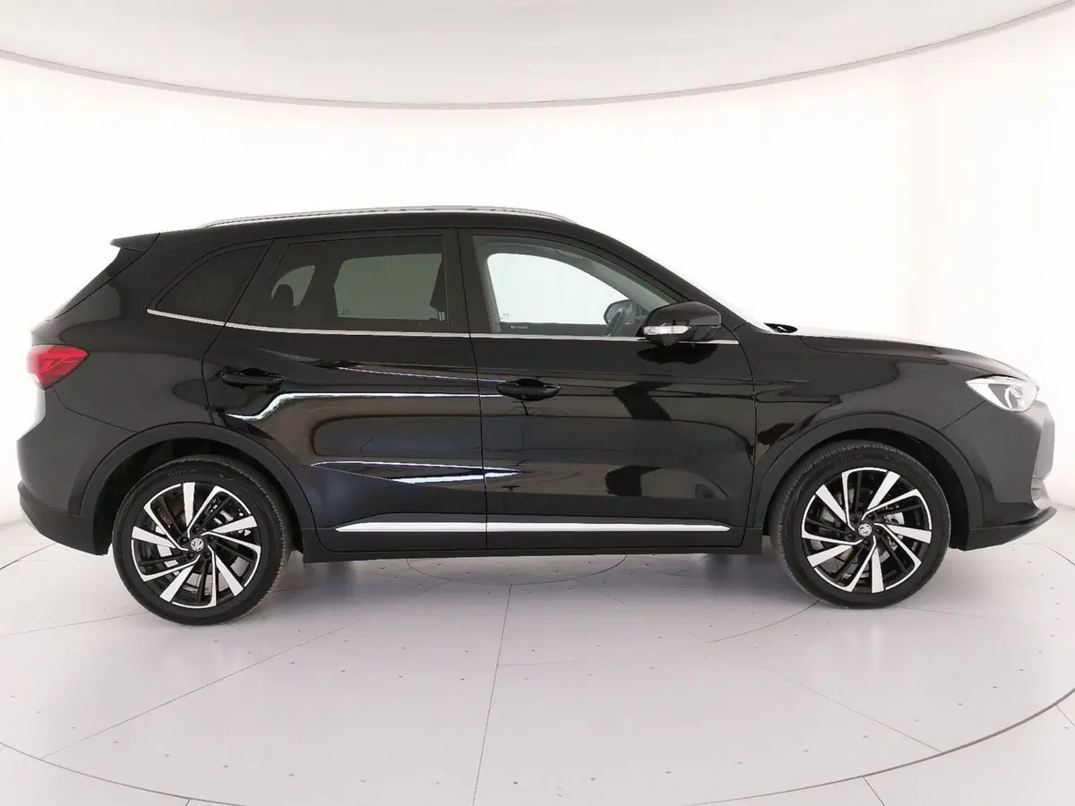 Mg ZS EV usata a Roma (3)