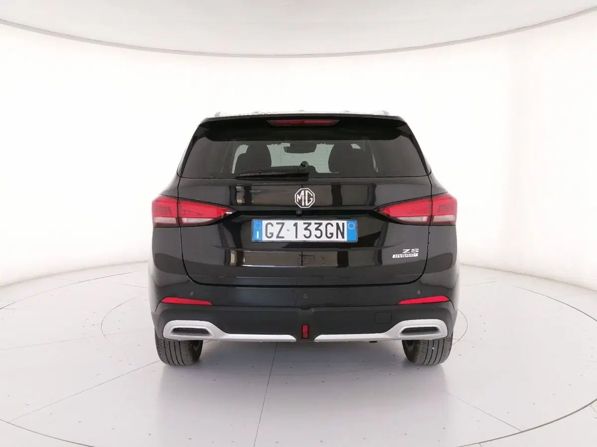 Mg ZS EV usata a Roma (4)