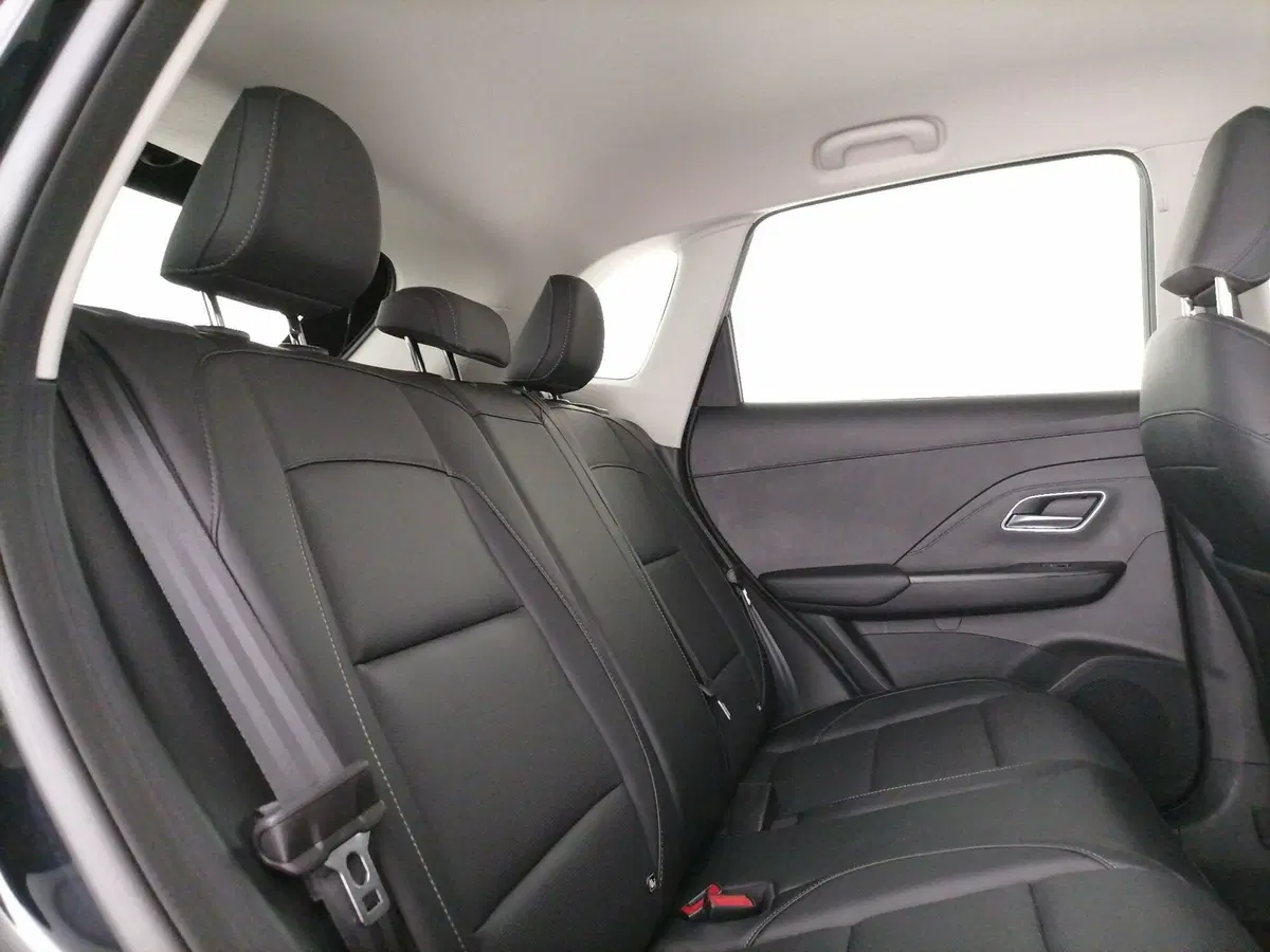 Mg ZS EV usata a Roma (8)