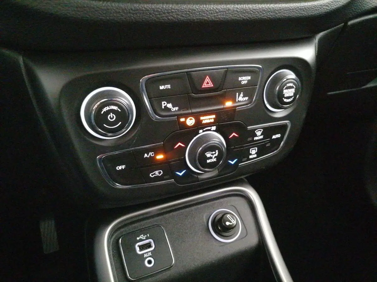 Jeep Compass usata a Roma (14)