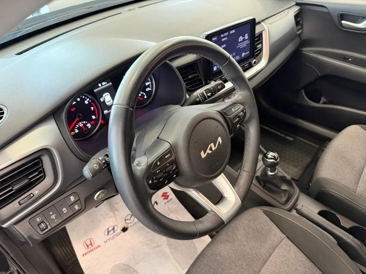 Kia Stonic usata a Napoli (10)