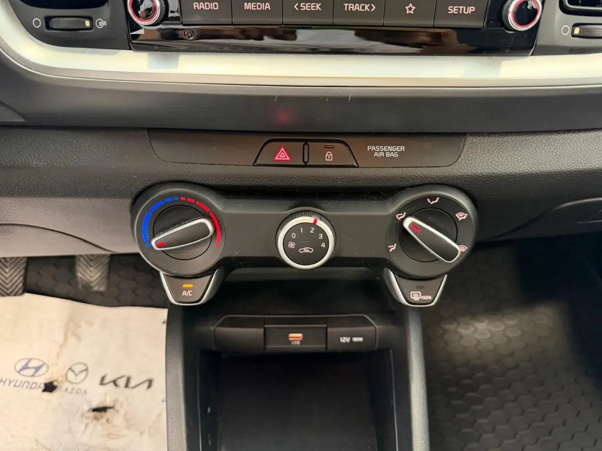 Kia Stonic usata a Napoli (15)