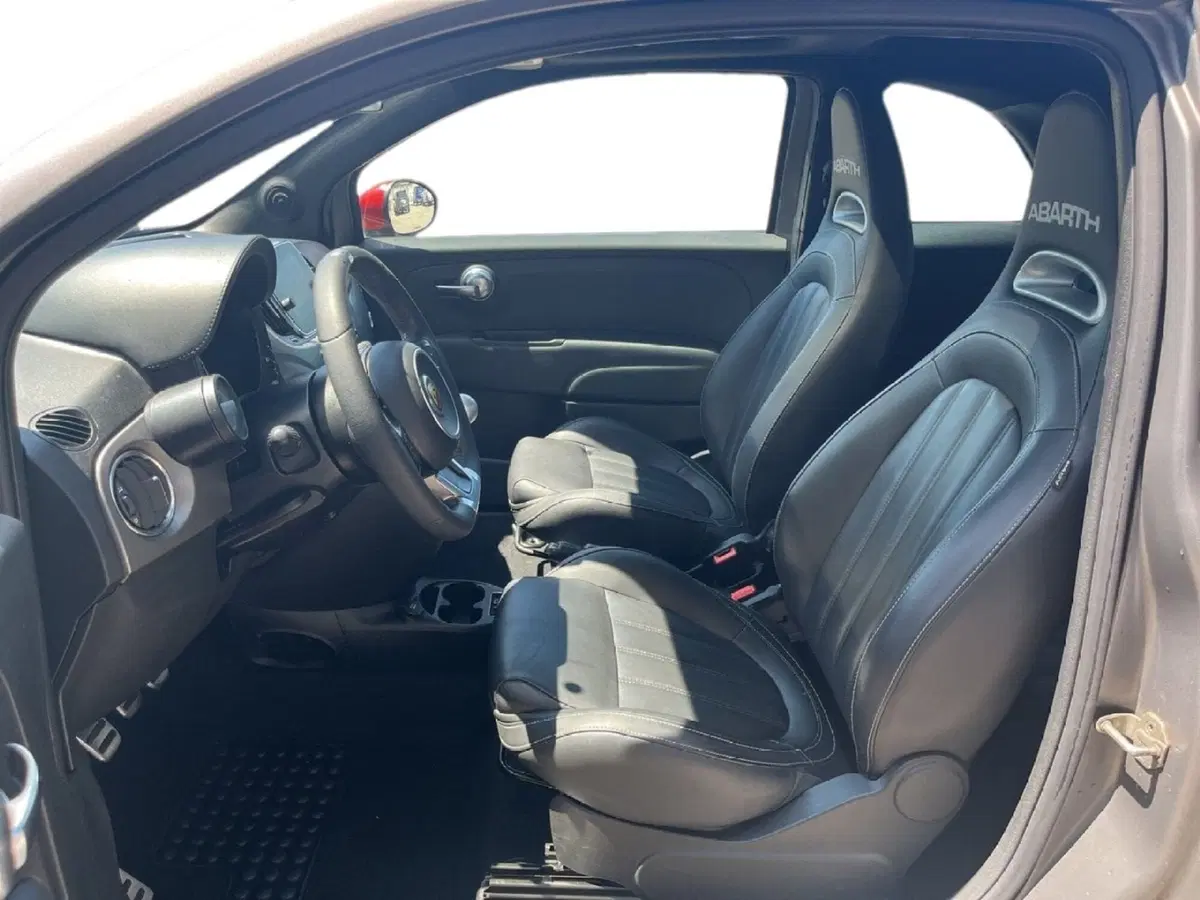 Abarth 595 Cabrio usata a Torino (8)