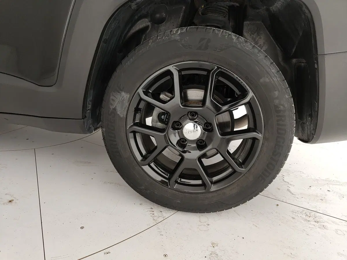 Jeep Renegade usata a Caserta (11)