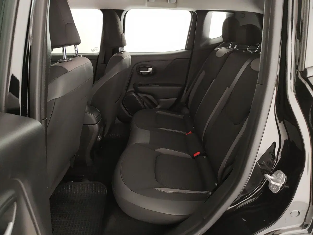 Jeep Renegade usata a Caserta (18)