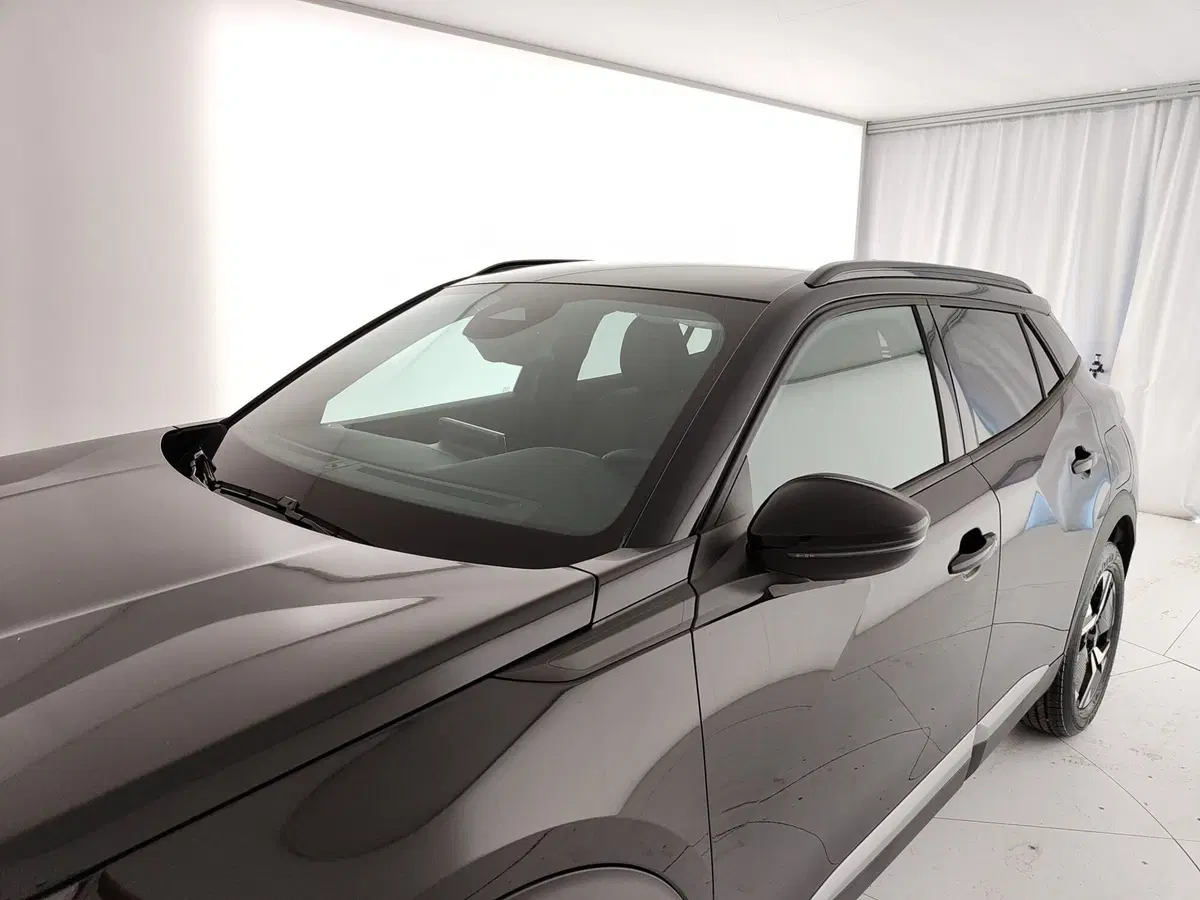 Peugeot 2008 nuova a Caserta (14)