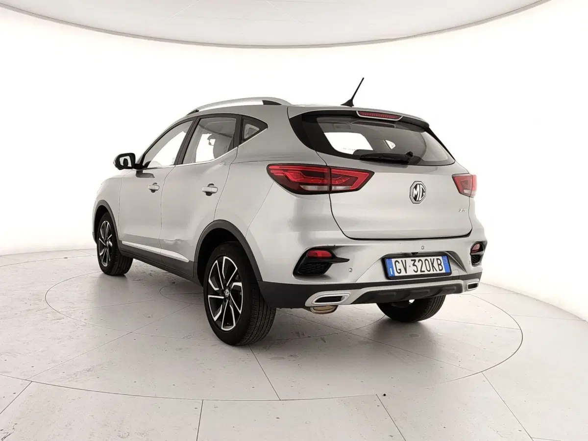 Mg ZS usata a Caserta (4)