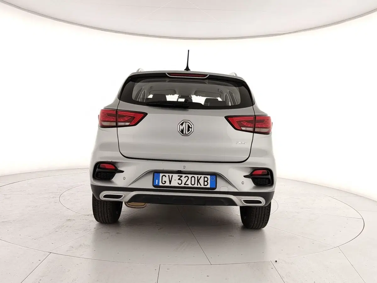 Mg ZS usata a Caserta (5)