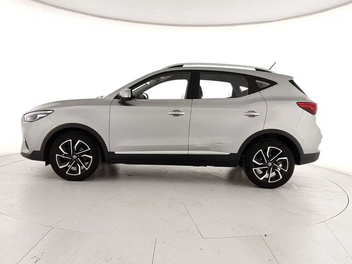 Mg ZS usata a Caserta (8)
