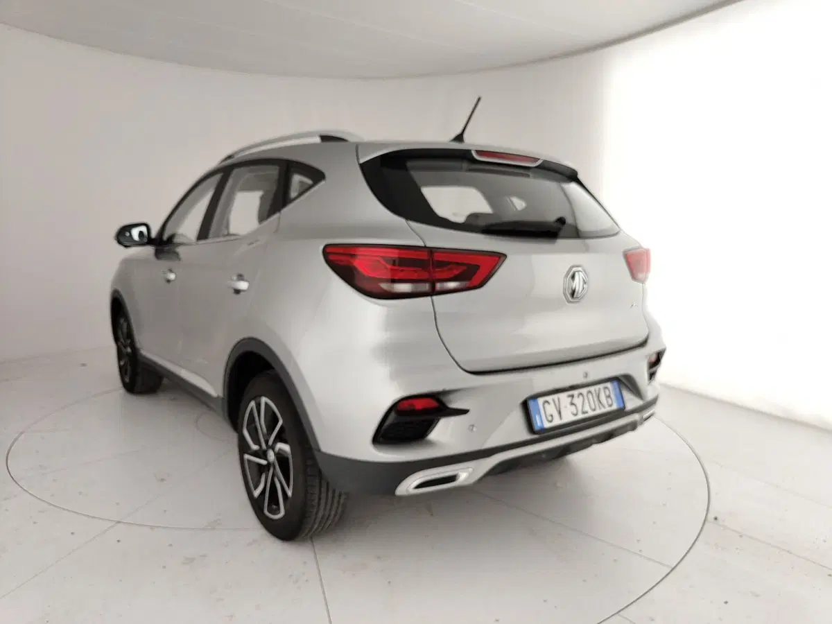 Mg ZS usata a Caserta (9)