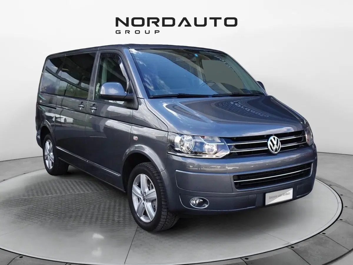 Volkswagen Veicoli Commerciali Multivan usata a Belluno (3)