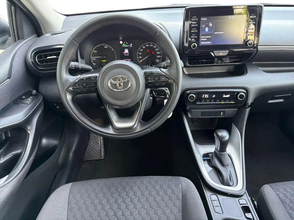 Toyota Yaris usata a Siracusa (8)