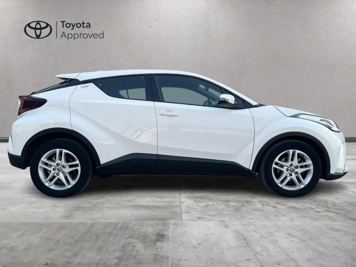 Toyota Toyota C-HR usata a Ragusa (4)