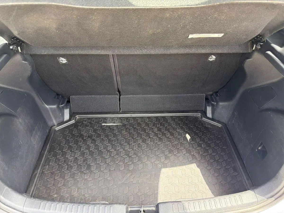 Toyota Yaris usata a Siracusa (6)