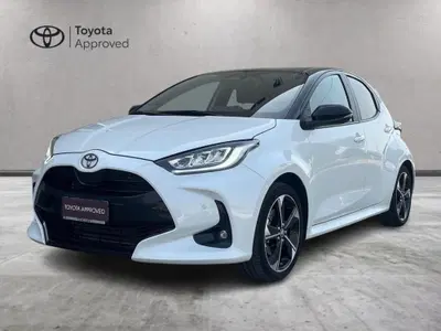 Toyota Yaris 130 Premiere del 2024 usata a Ragusa