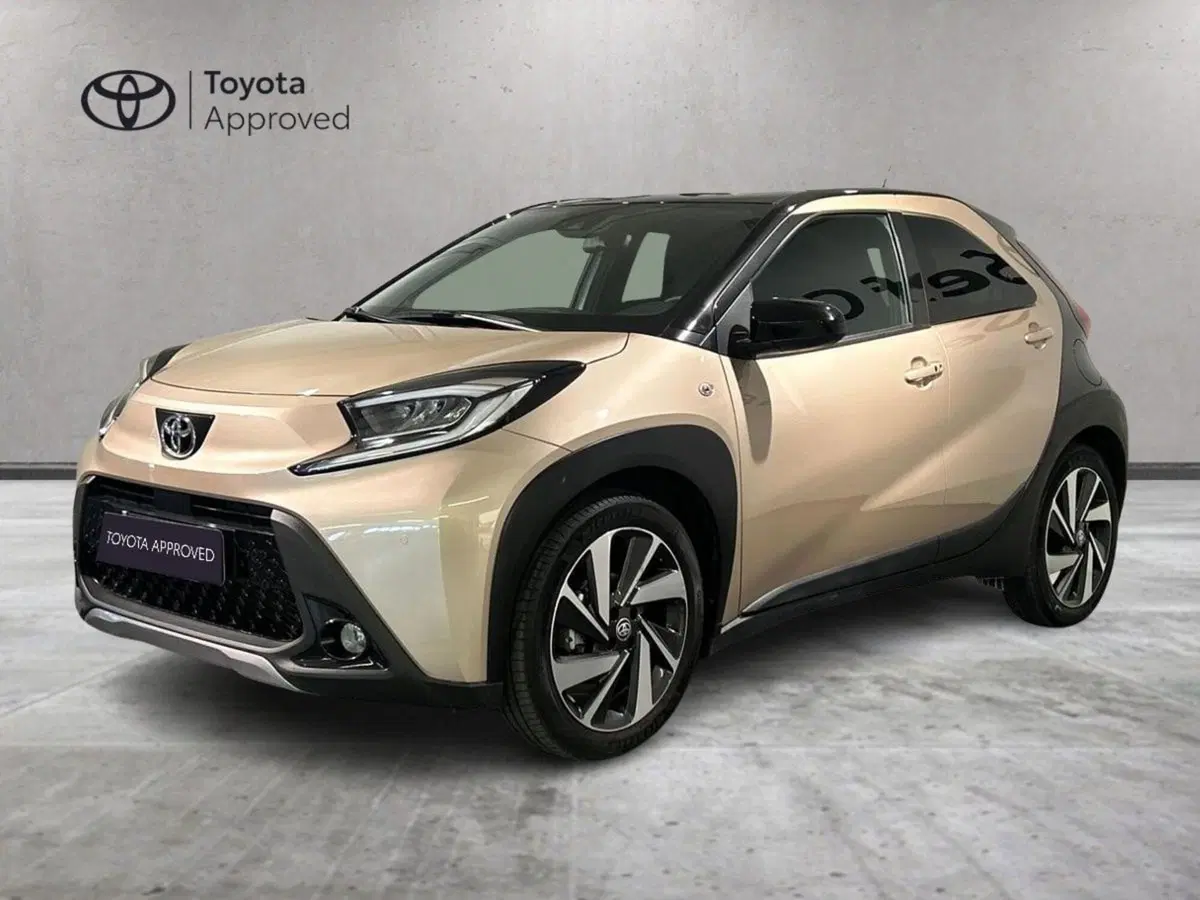 Toyota Aygo X usata a Milano