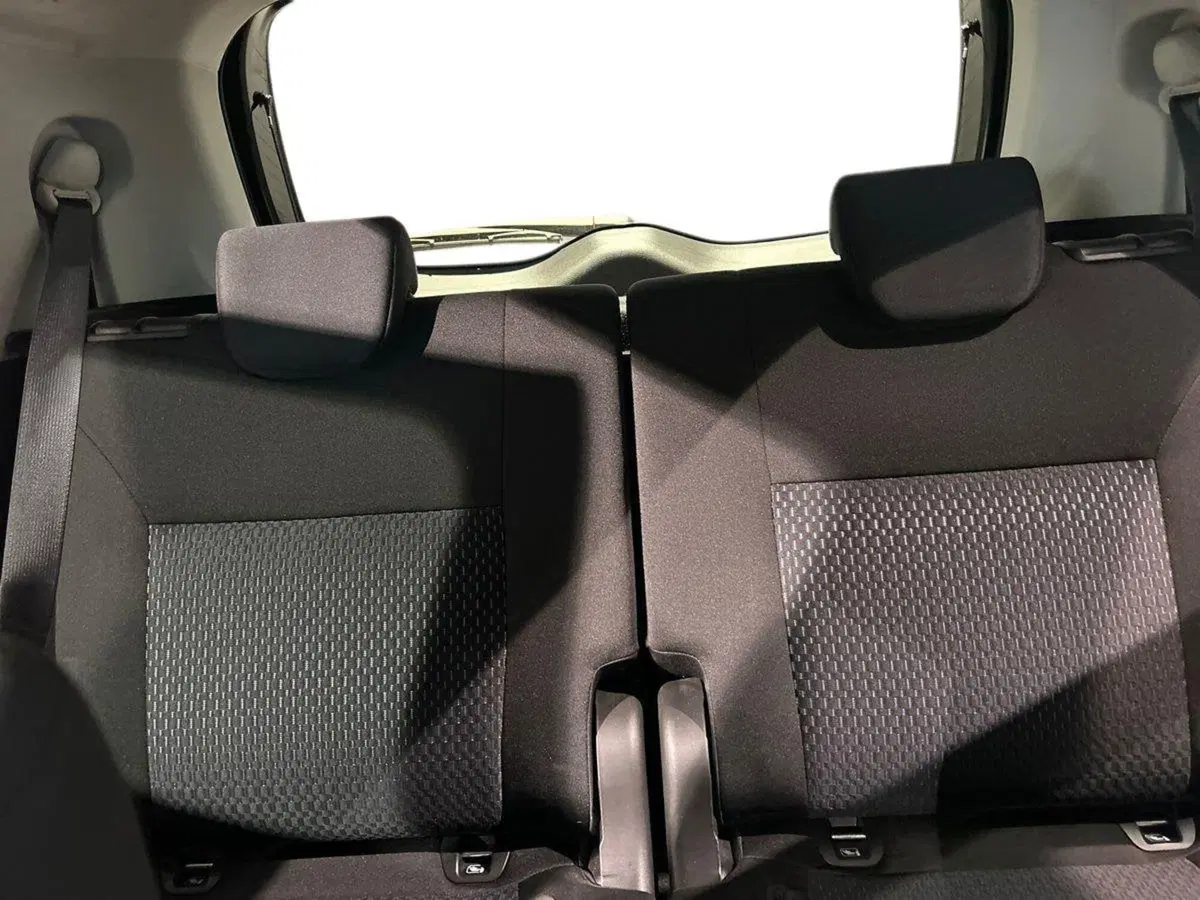 Suzuki Ignis usata a Milano (11)