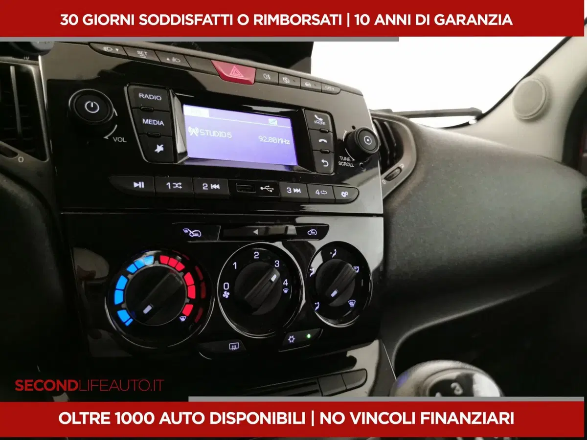 Lancia Ypsilon usata a Chieti (16)