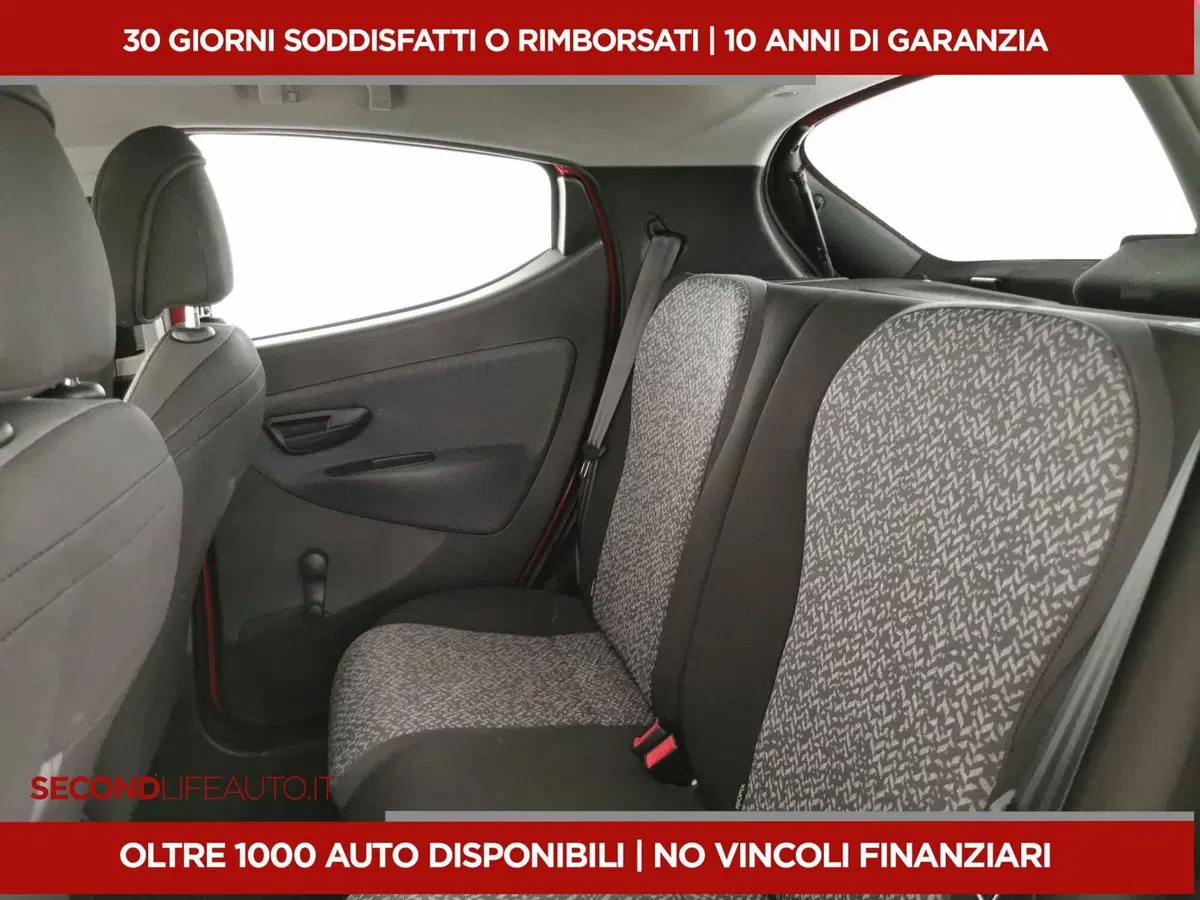 Lancia Ypsilon usata a Chieti (8)
