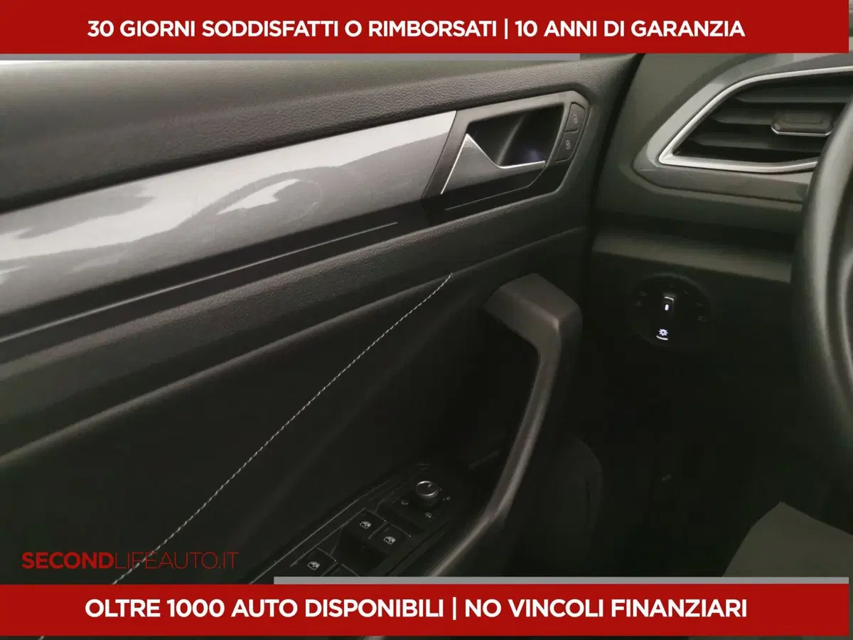 Volkswagen T-Roc usata a Chieti (8)