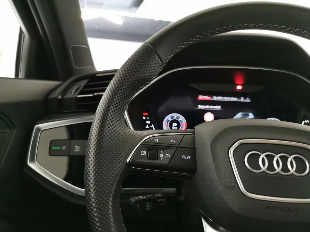 Audi Q3 Sportback usata a Chieti (6)