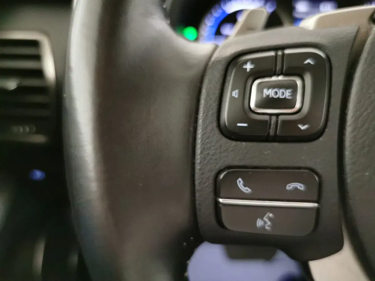 Lexus NX usata a Chieti (14)