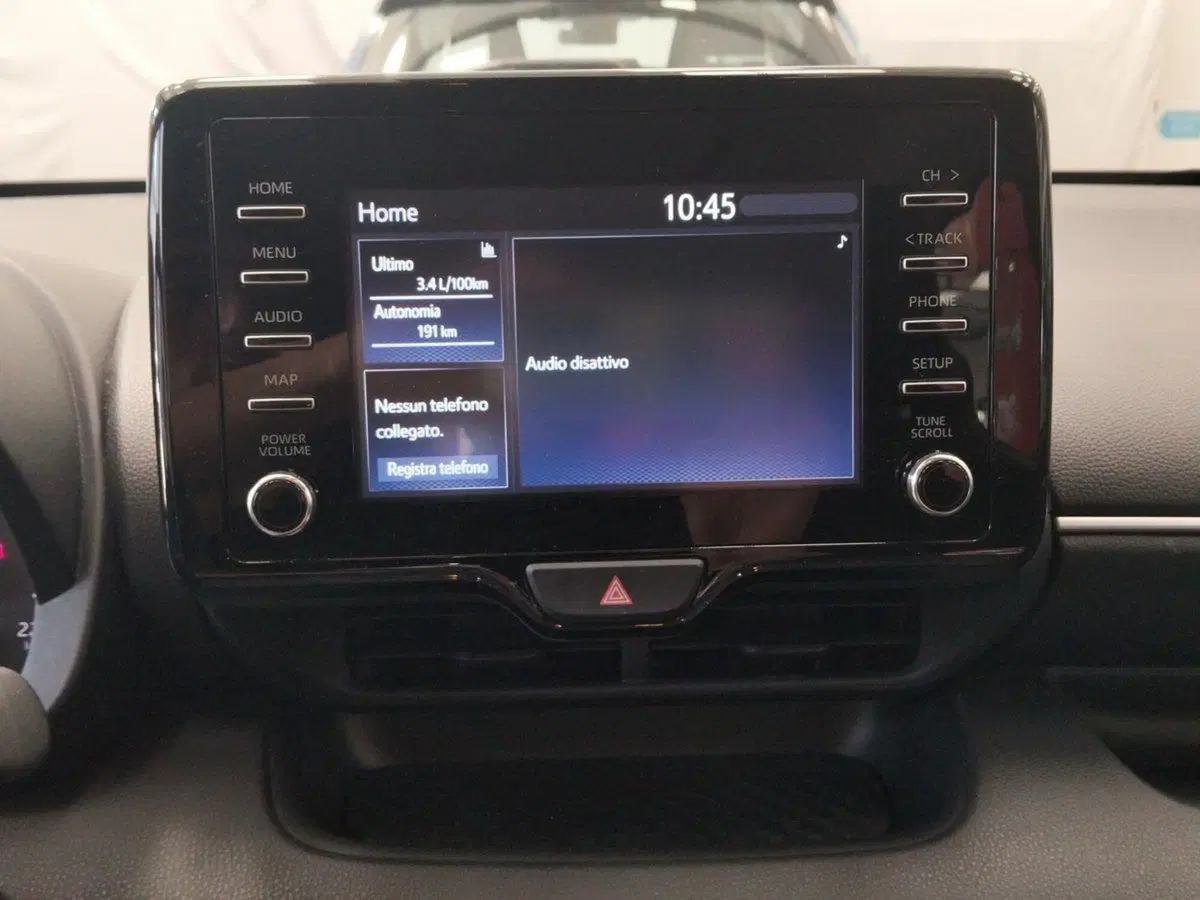 Toyota Yaris usata a Roma (10)