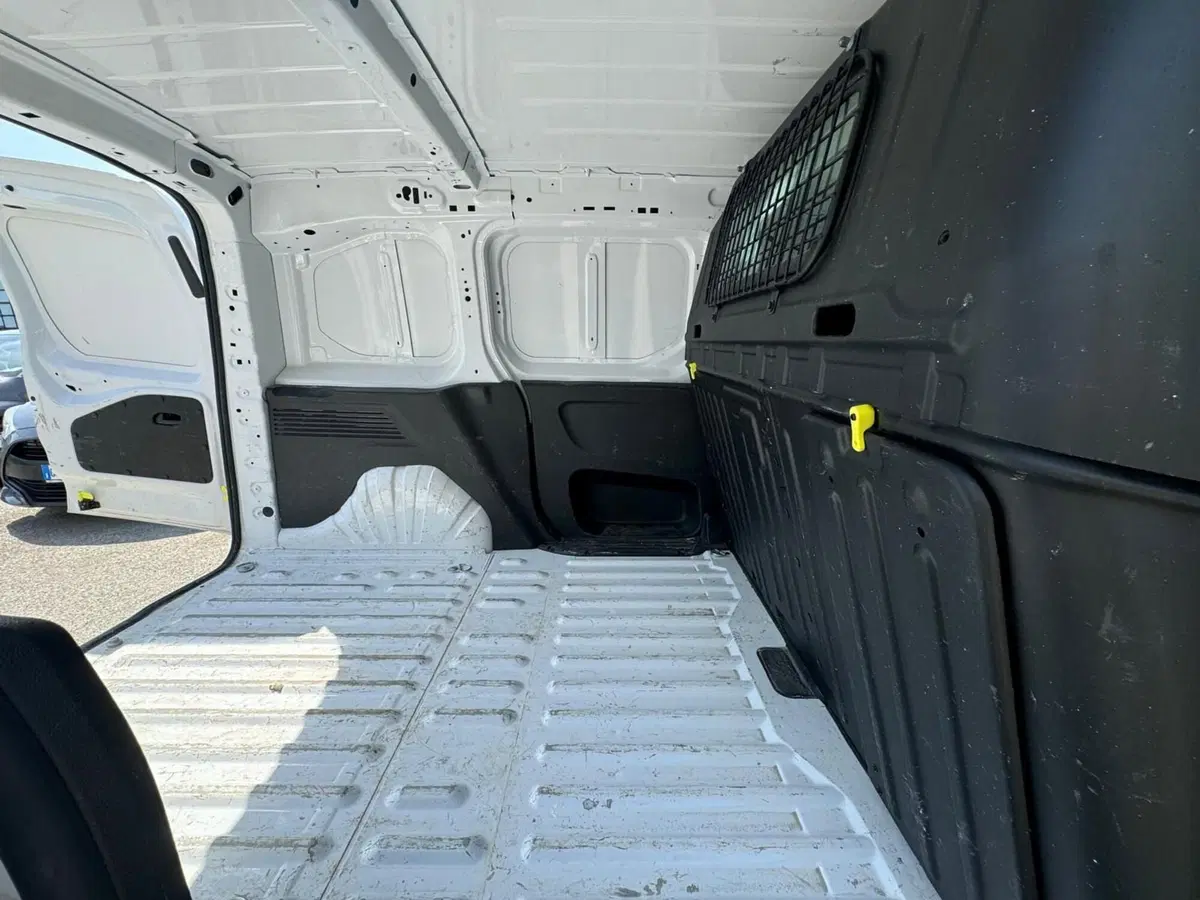 Toyota Proace City Verso usata a Modena (13)