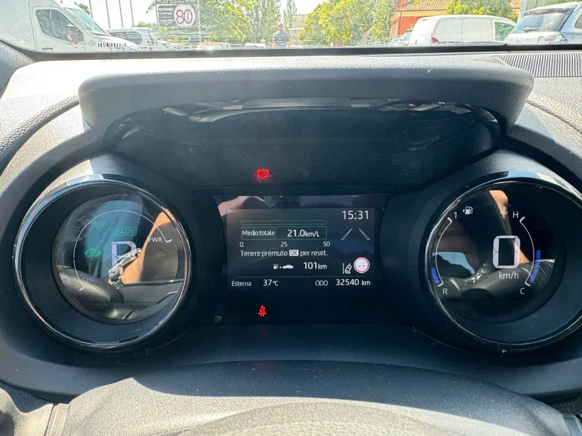 Toyota Yaris usata a Modena (10)