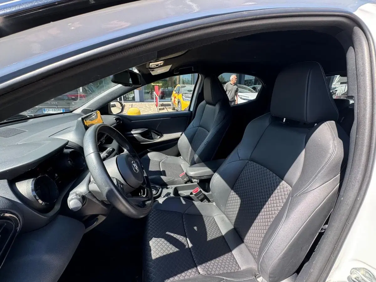 Toyota Yaris usata a Modena (13)
