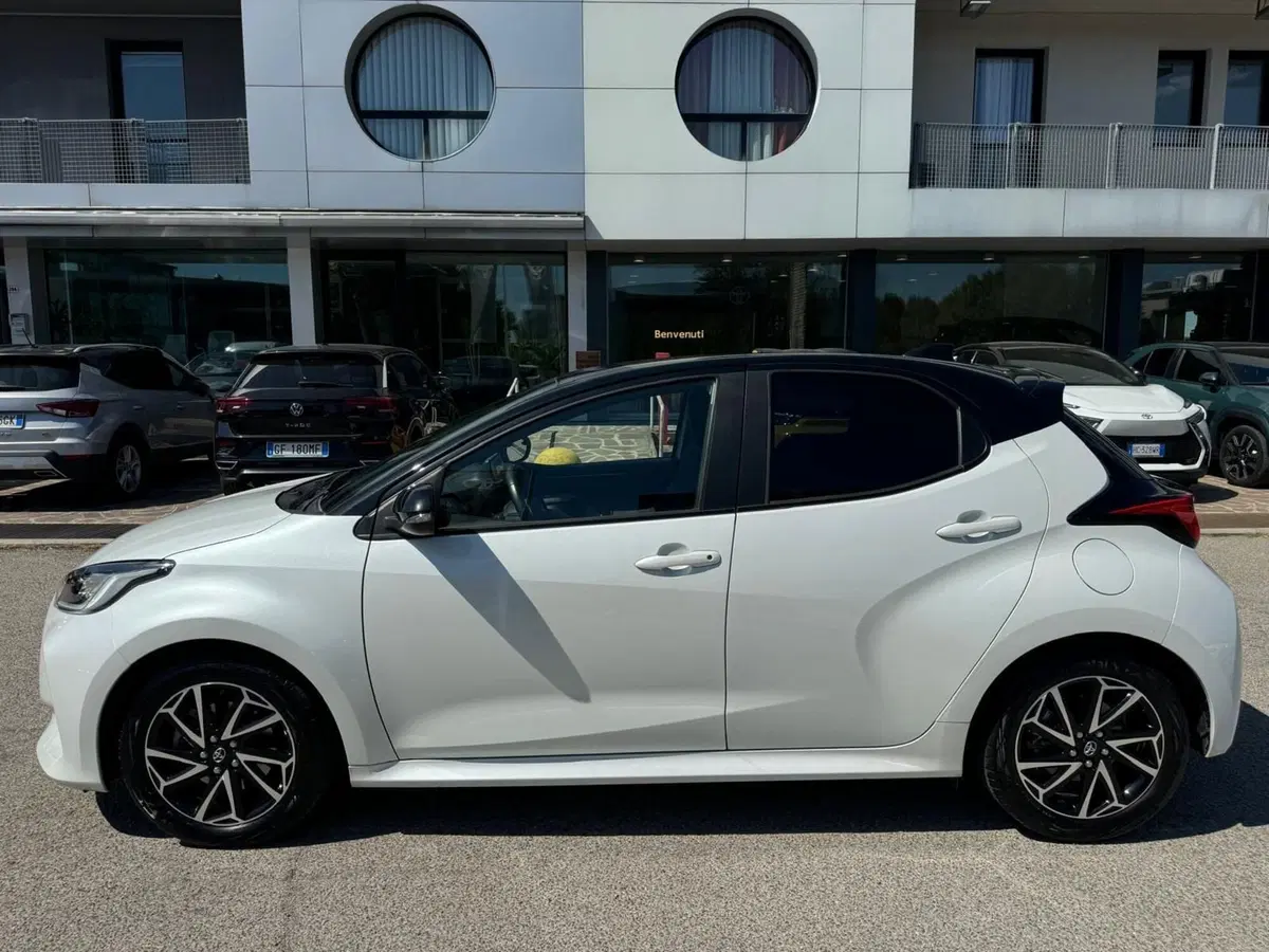 Toyota Yaris usata a Modena (9)