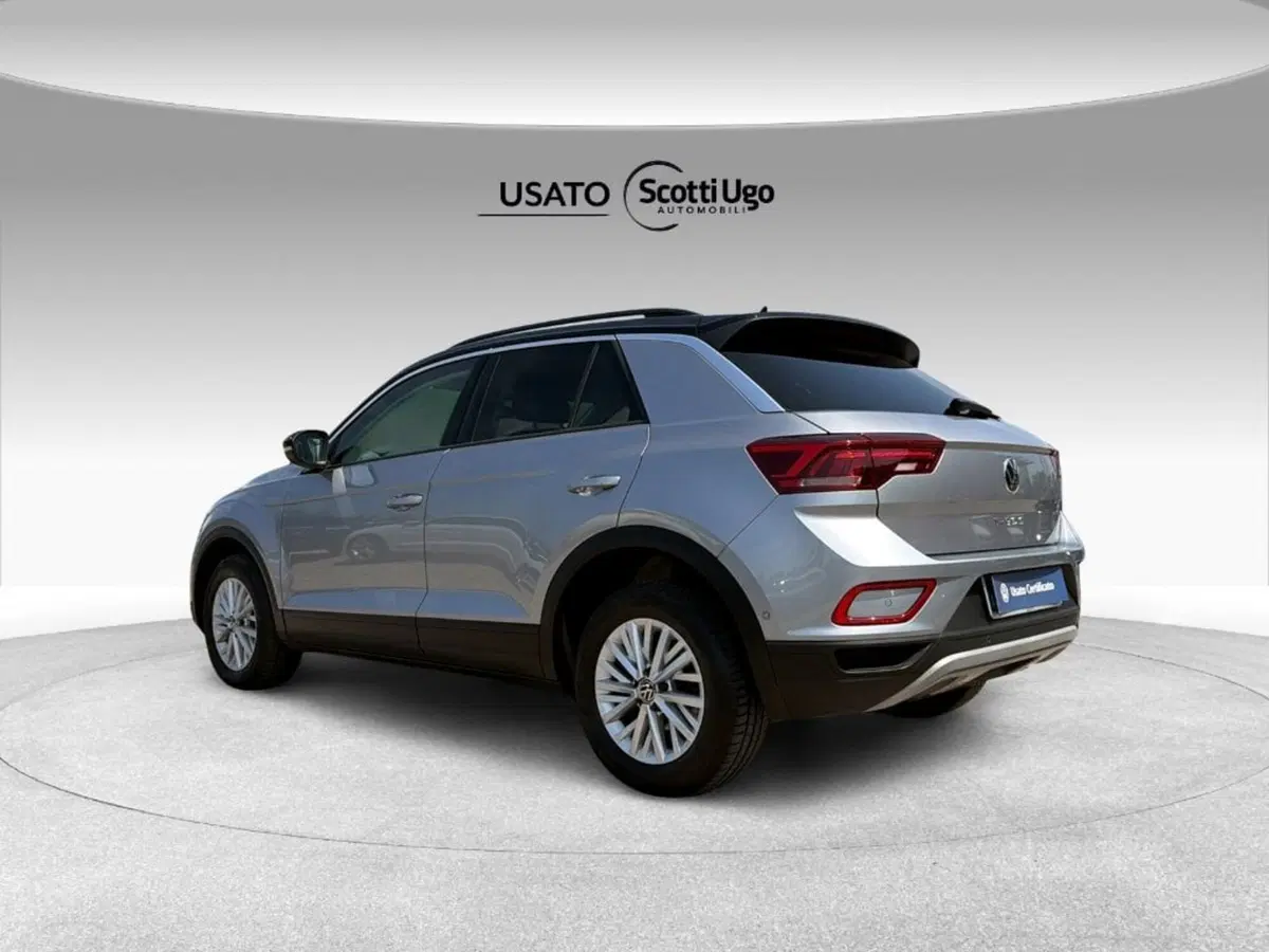 Volkswagen T-Roc usata a Livorno (4)