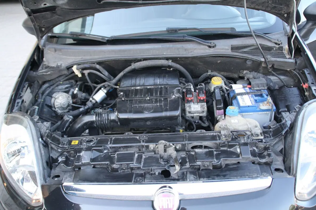 Fiat Grande Punto usata a Pordenone (16)