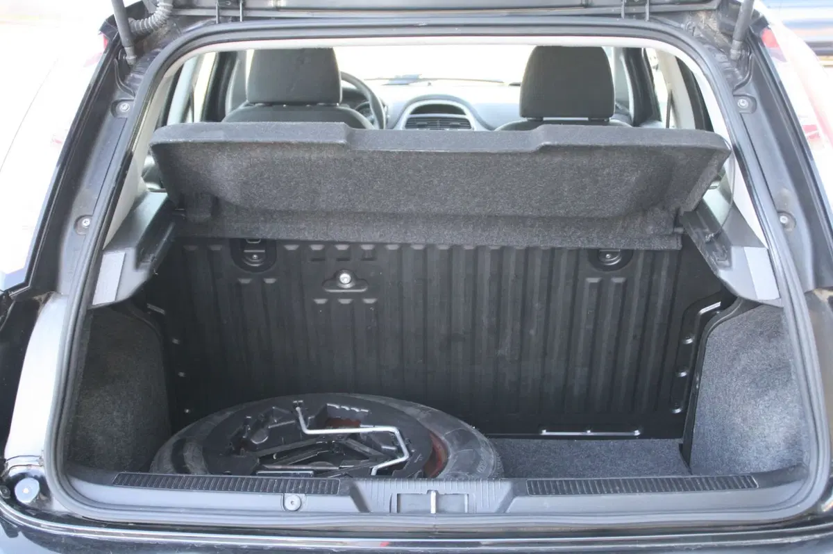 Fiat Grande Punto usata a Pordenone (7)