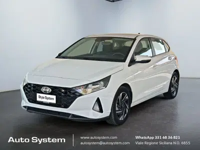 Hyundai i20 1.0 t-gdi 48V Connectline imt del 2021 usata a Palermo