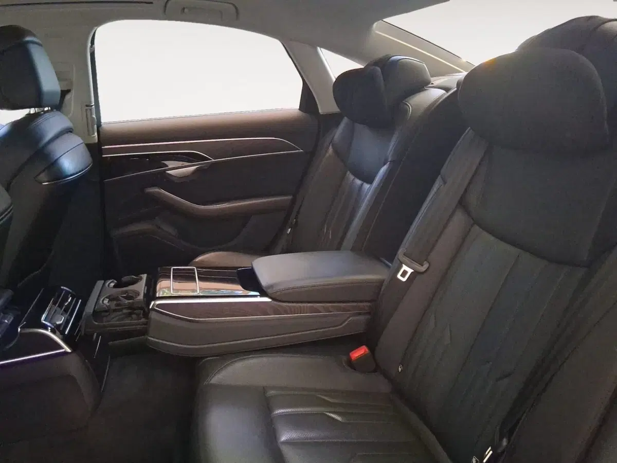 Audi A8 usata a Bologna (9)