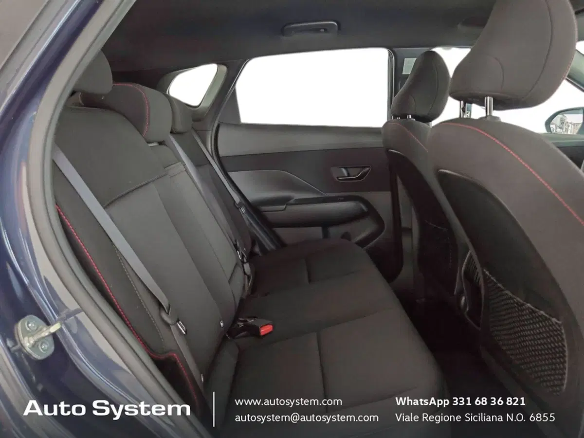 Hyundai Kona nuova a Palermo (9)