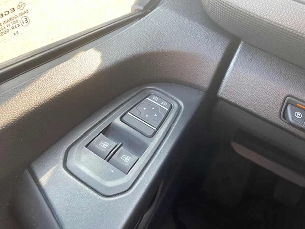 Renault Trafic Furgone usata a Parma (8)