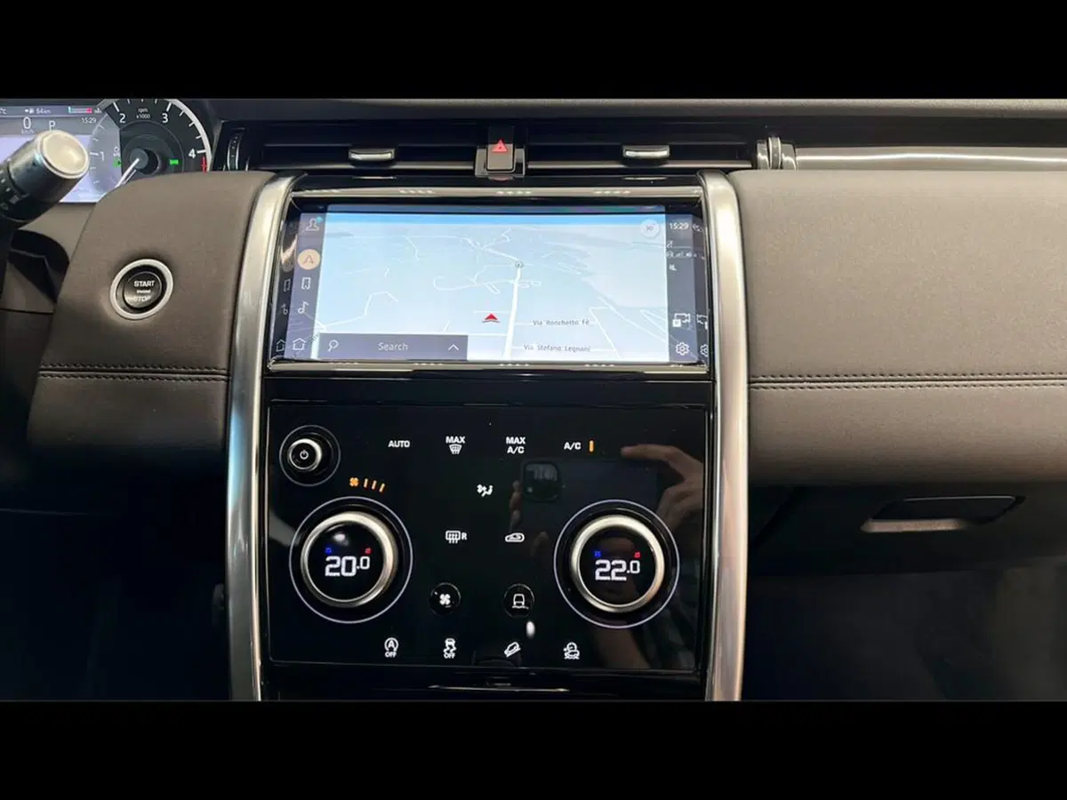 Land Rover Discovery Sport usata a Varese (14)