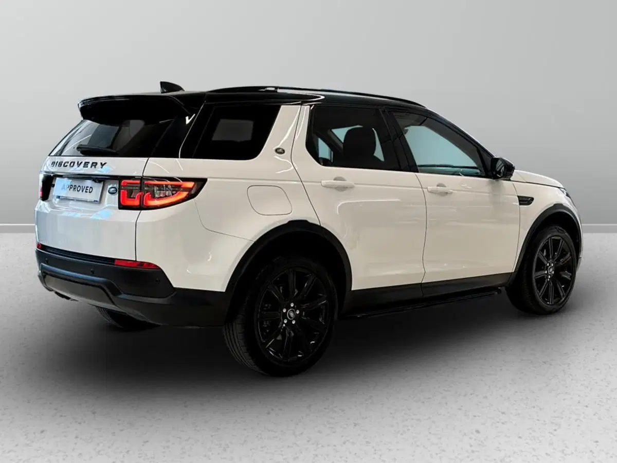 Land Rover Discovery Sport usata a Varese (2)