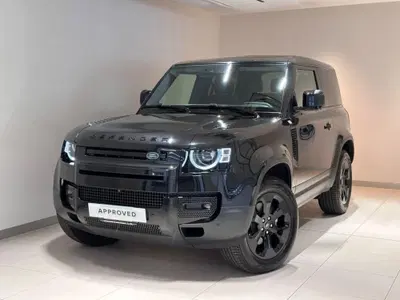 Land Rover Defender 90 3.0d i6 mhev SE awd 200cv auto del 2022 usata a Varese