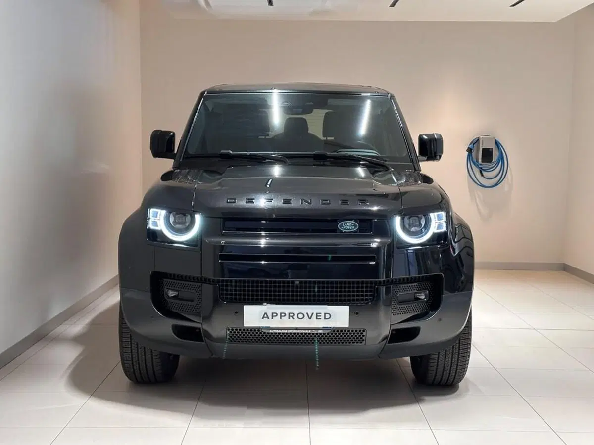 Land Rover Defender usata a Varese (2)