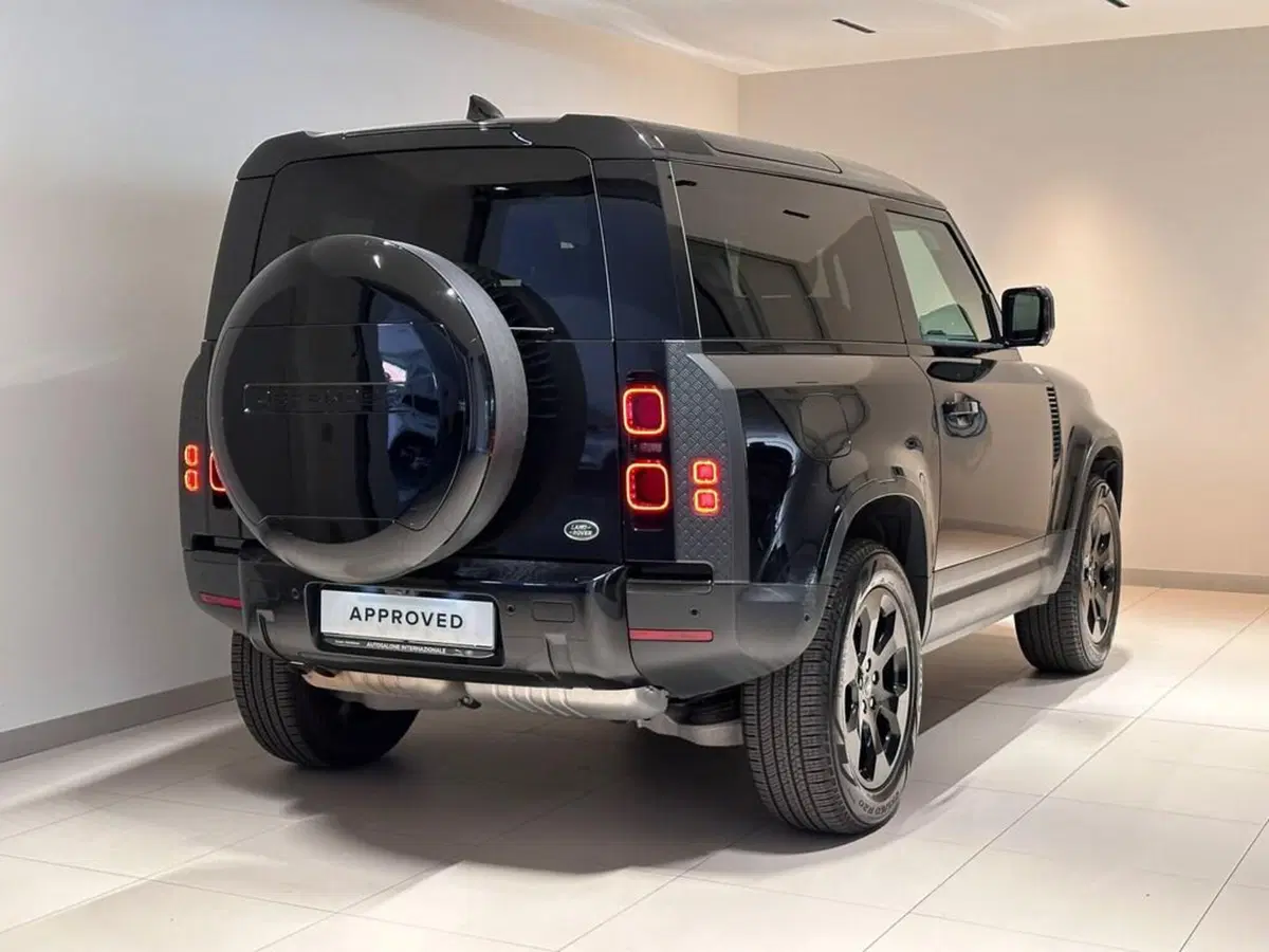 Land Rover Defender usata a Varese (3)