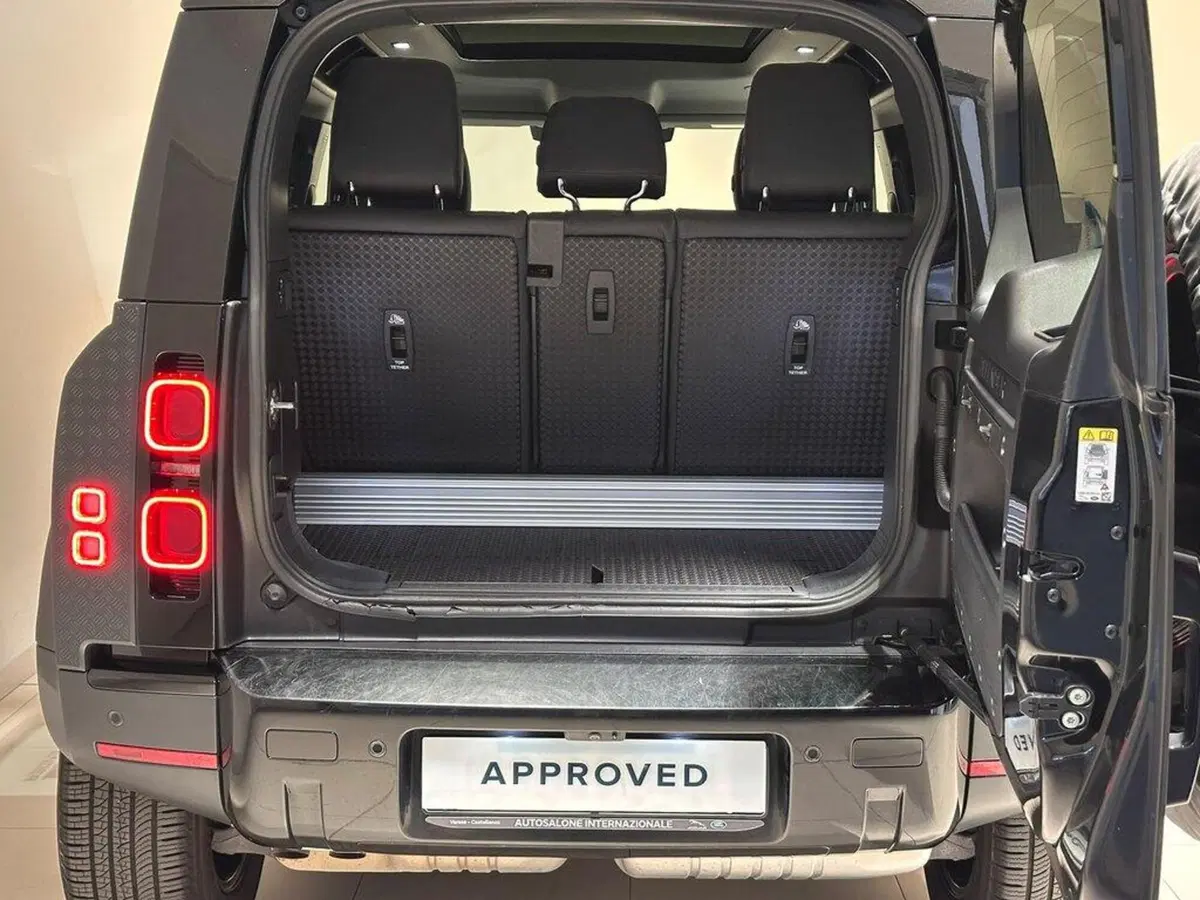 Land Rover Defender usata a Varese (6)