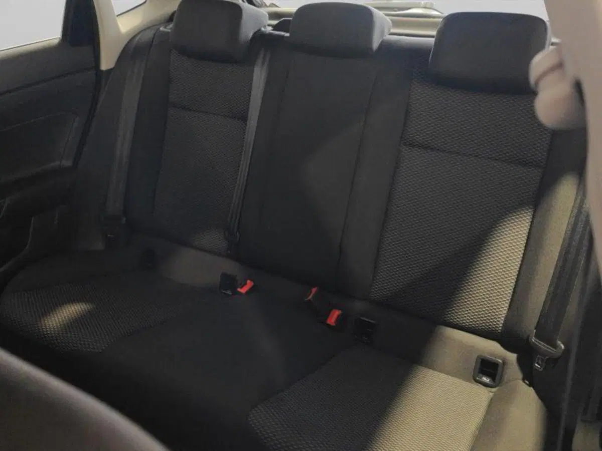 Volkswagen Polo usata a Genova (10)