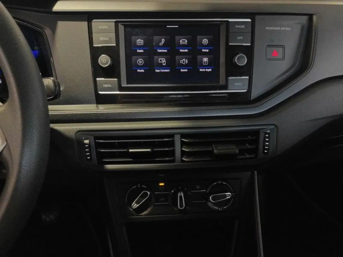 Volkswagen Polo usata a Genova (15)