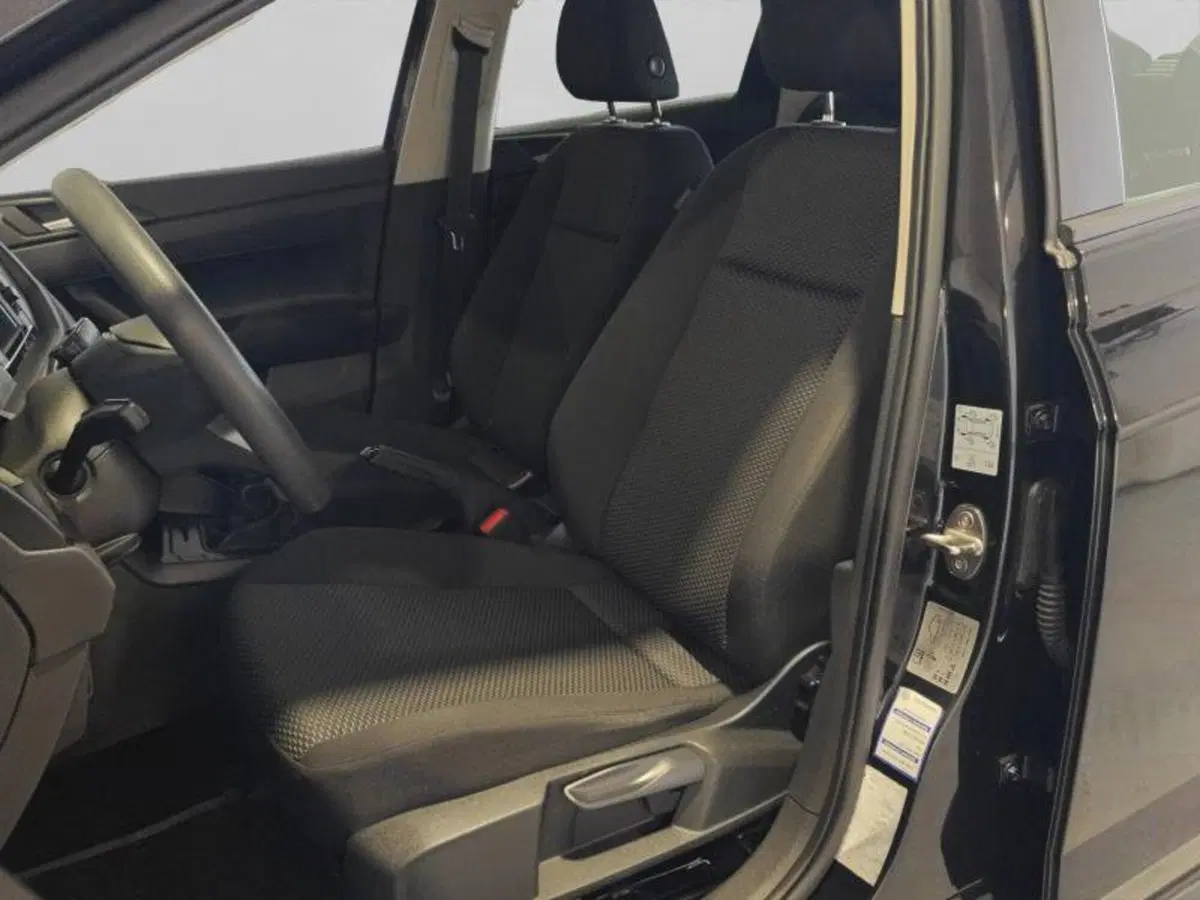 Volkswagen Polo usata a Genova (9)