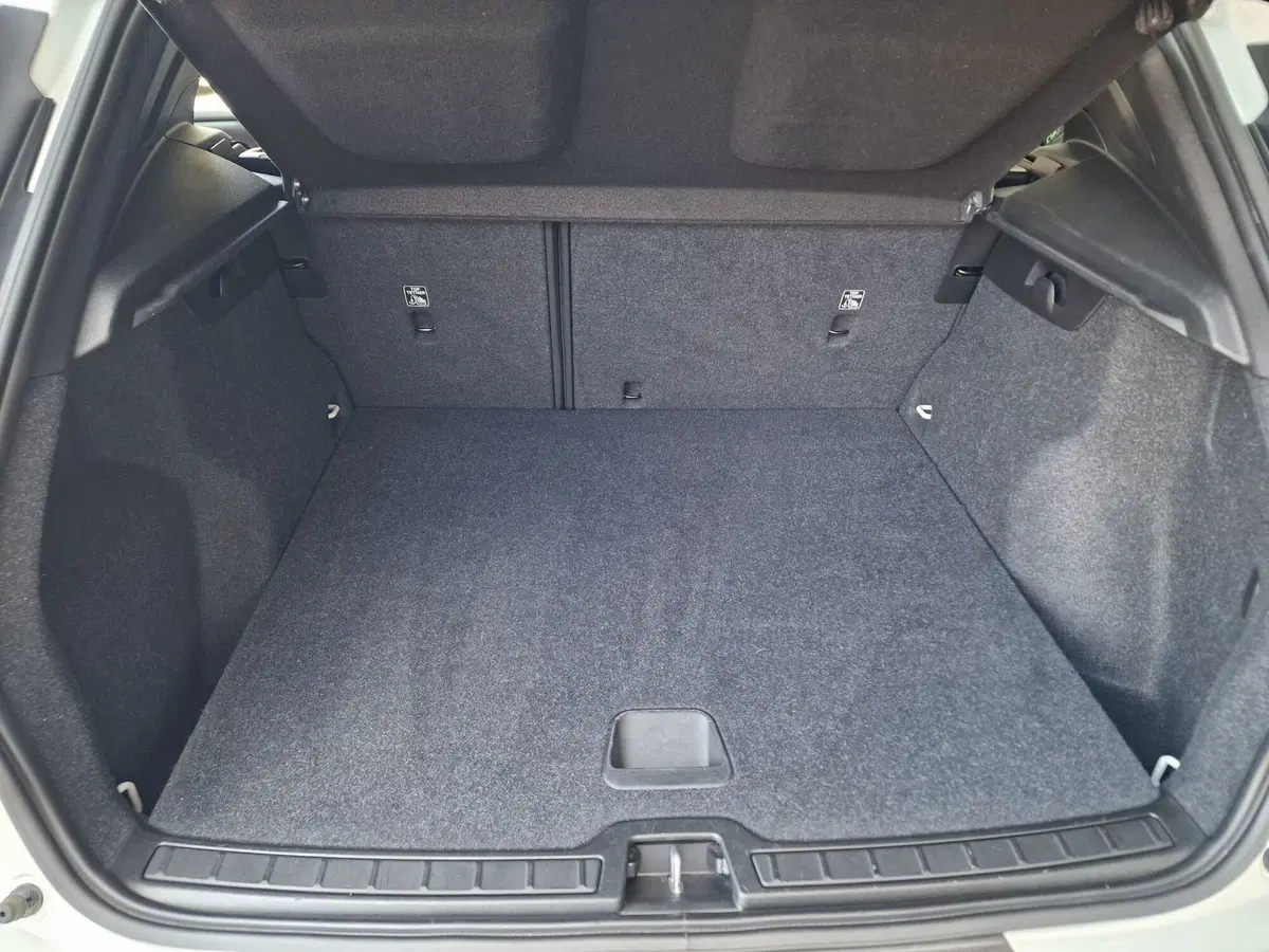 Volvo XC40 usata a Milano (12)