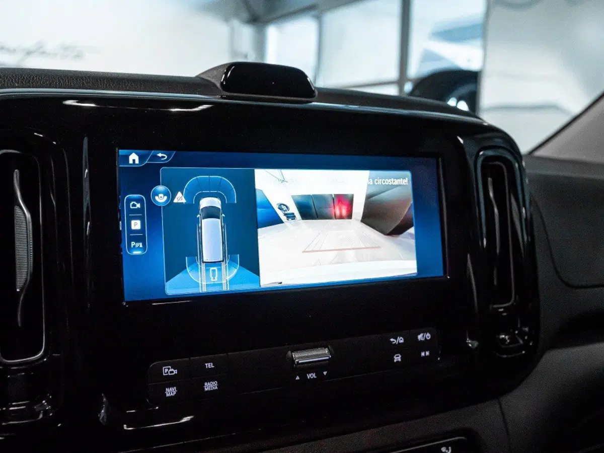 Mercedes-Benz Vito nuova a Rimini (14)